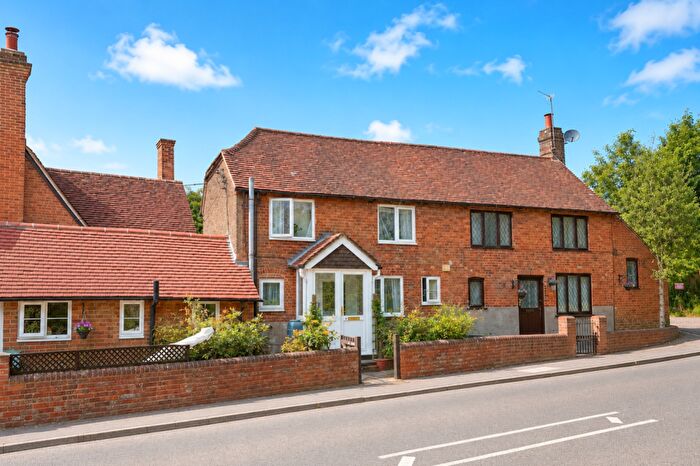 2 Bedroom Cottage For Sale In Beedon Hill, Beedon, RG20