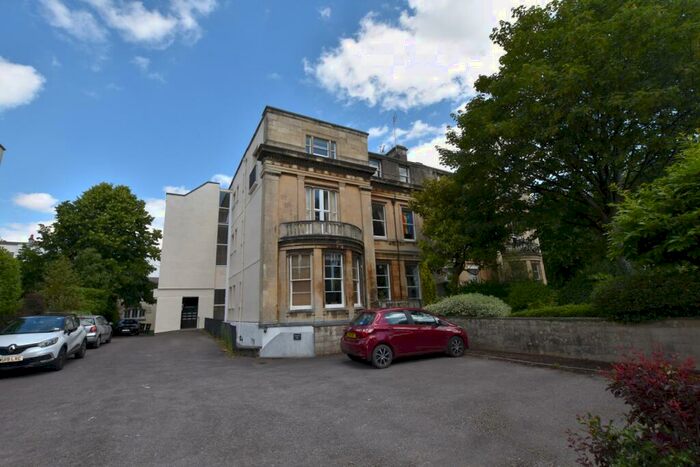 1 Bedroom Flat To Rent In Clifton Park, Bristol, BS8