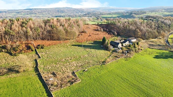 3 Bedroom Farmhouse For Sale In School Lane, Hassop, Bakewell, DE45