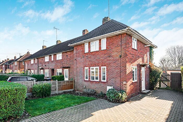 3 Bedroom End Terrace House To Rent In Holwell Road, Welwyn Garden City, AL7