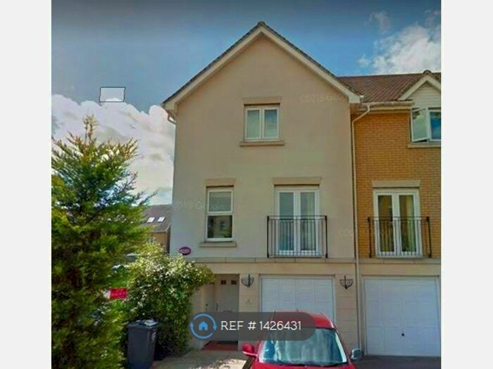 4 Bedroom End Of Terrace House To Rent In Gibbons Lane, Dartford, DA1