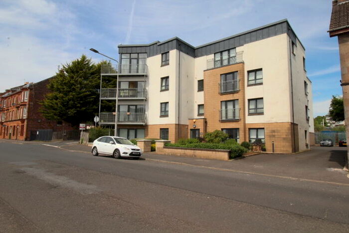 2 Bedroom Apartment To Rent In Charlotte Court, Helensburgh, G84