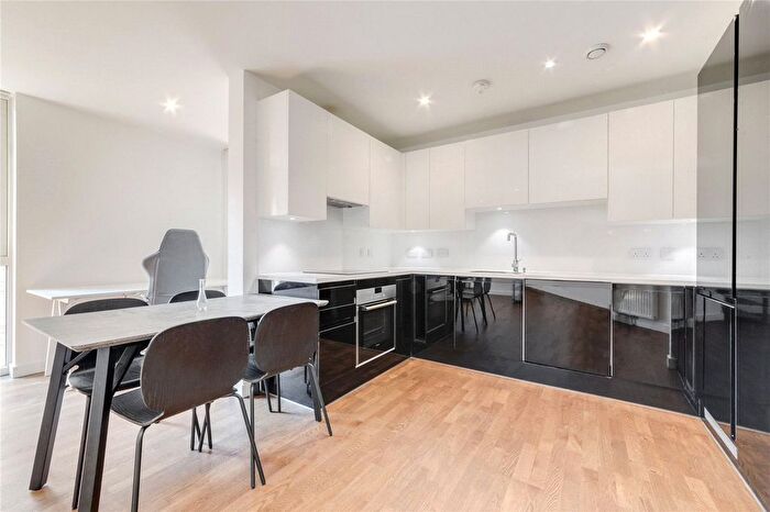 1 Bedroom Flat To Rent In Discovery Tower, Terry Spinks Place, E16