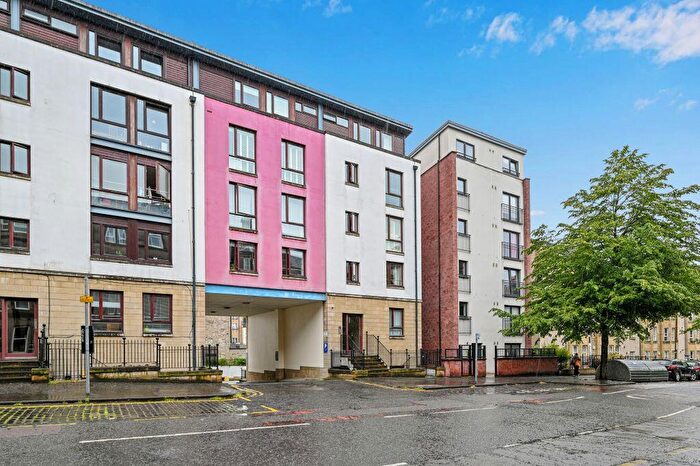 2 Bedroom Flat For Sale In / McDonald Road, Bellevue, Edinburgh, EH7