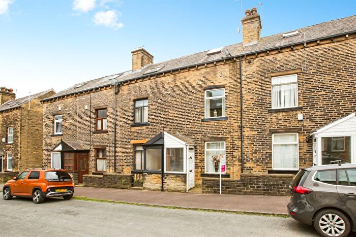 2 Bedroom Terraced House For Sale In Woodside Place, Halifax, HX3