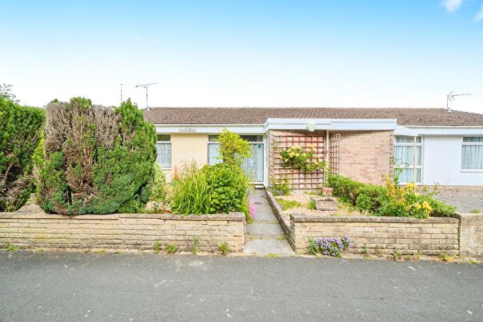 2 Bedroom Semi-Detached Bungalow For Sale In Larch Way, Patchway, Bristol, BS34