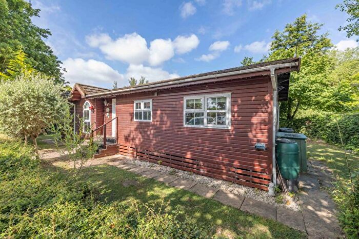 2 Bedroom Park Home For Sale In Dog And Duck Leisure Park, Stourmouth, Canterbury, Kent, CT3