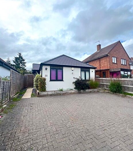 2 Bedroom Detached Bungalow For Sale In Pound Bank Road, Malvern, WR14