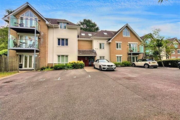 2 Bedroom Flat For Sale In Bournemouth, BH2