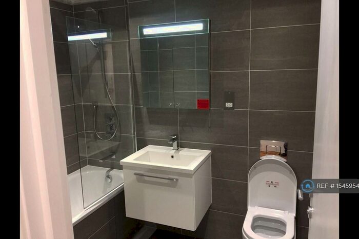 2 Bedroom Flat To Rent In Amwell Street, London, EC1R