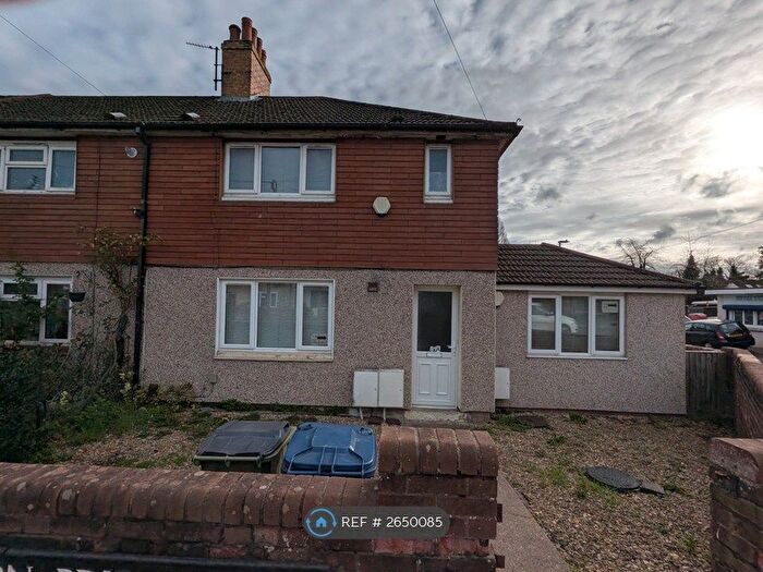 2 Bedroom Flat To Rent In Donnington Bridge Road, Oxford, OX4