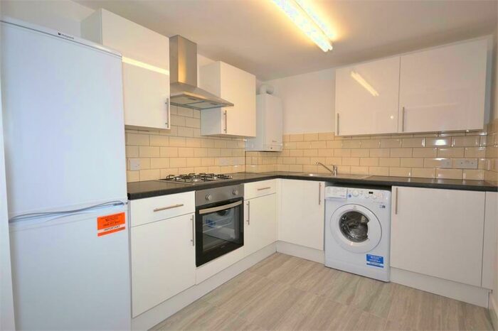 2 Bedroom Maisonette To Rent In Peel Road, North Wembley, HA9