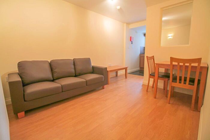 1 Bedroom Flat To Rent In Monthermer Rd, Roath, Cardiff, CF24