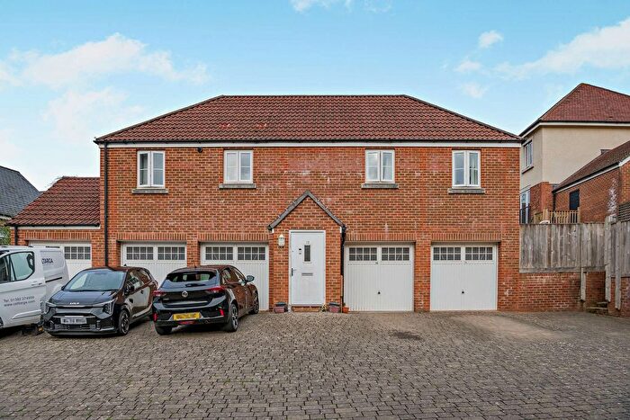 2 Bedroom Maisonette For Sale In Underhay Close, Dawlish, EX7