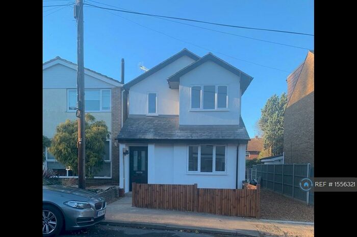 3 Bedroom Detached House To Rent In Post Wood Road, Ware, SG12