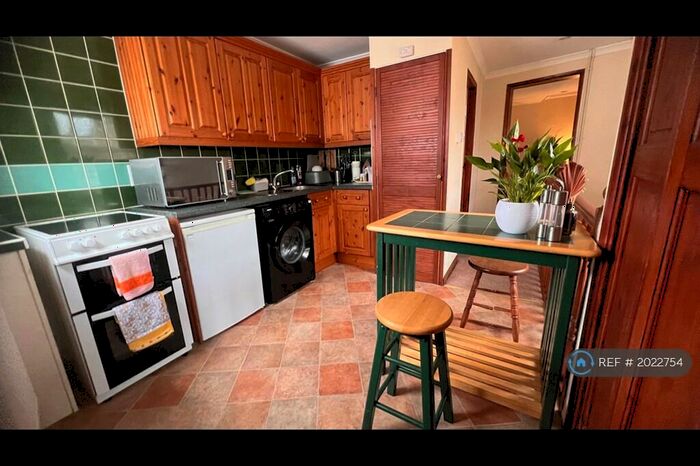 1 Bedroom Maisonette To Rent In Meadowside, Chelmsford, CM2