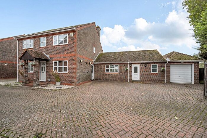 5 Bedroom Detached House For Sale In Boleyn Drive, Bognor Regis, PO21