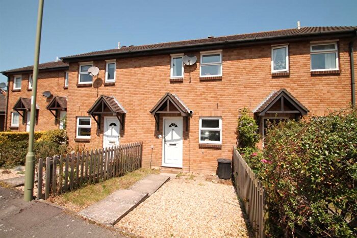 2 Bedroom Terraced House To Rent In Fennel Gardens, Lymington, SO41