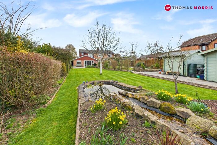 4 Bedroom Detached House For Sale In High Street, Offord D'Arcy, St. Neots, Cambridgeshire, PE19