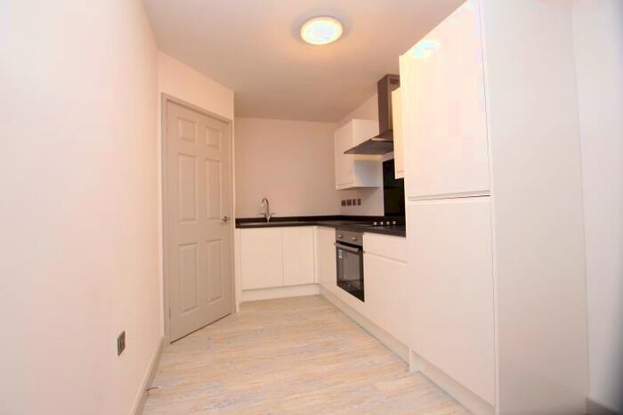 1 Bedroom Apartment To Rent In Priestgate, Peterborough, PE1