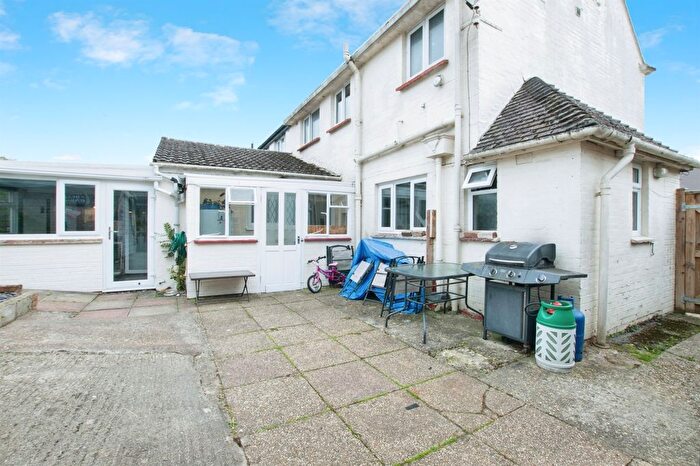 4 Bedroom Semi-detached House For Sale In Haycombe, Durweston, Blandford Forum, DT11