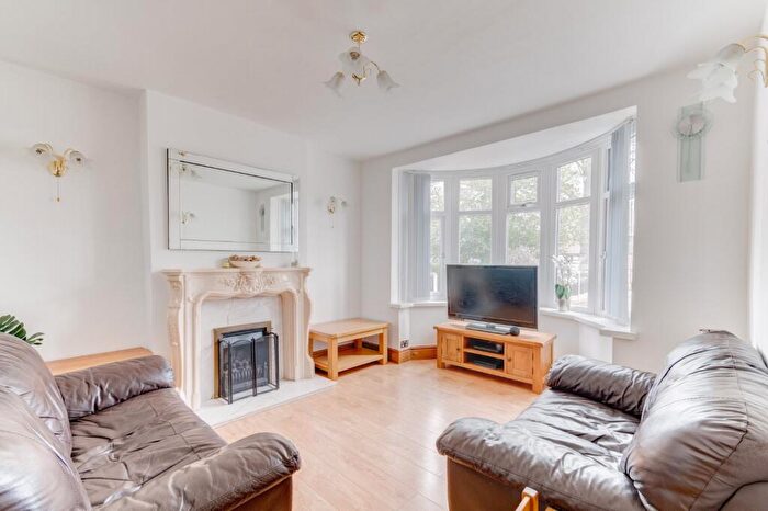 4 Bedroom Detached House For Sale In Scribers Lane, Birmingham, West Midlands, B28