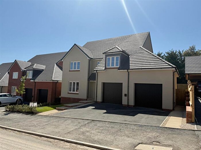 4 Bedroom House For Sale In Limers Lane, Northam, Bideford, EX39