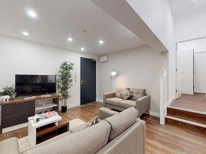 2 Bedroom Flat To Rent In Apollo Residence, Sheffield, S1