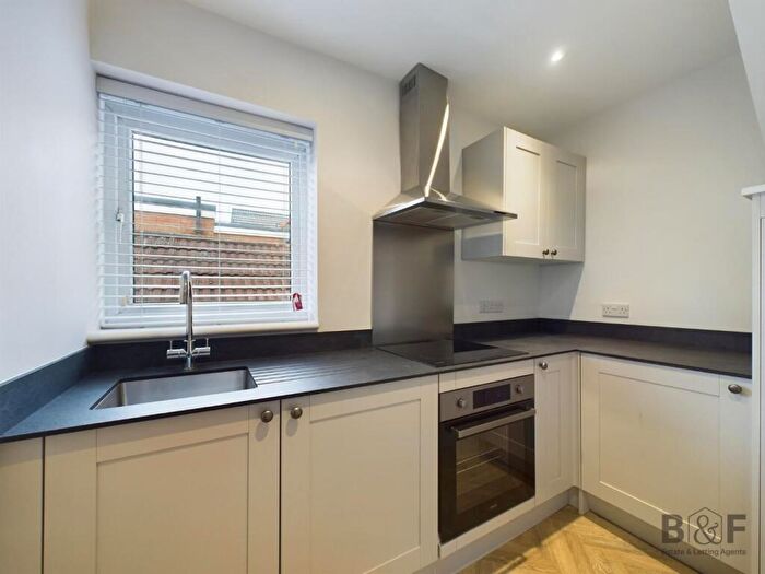 1 Bedroom Flat To Rent In High Street, Staple Hill, BS16