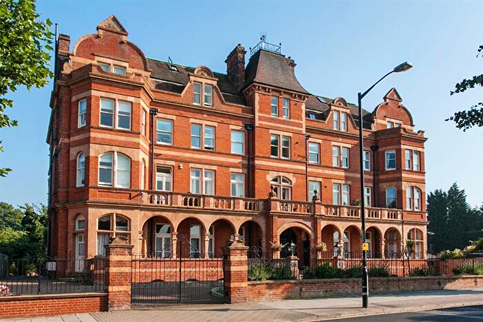 1 Bedroom Apartment For Sale In Station Road, Herne Bay, CT6