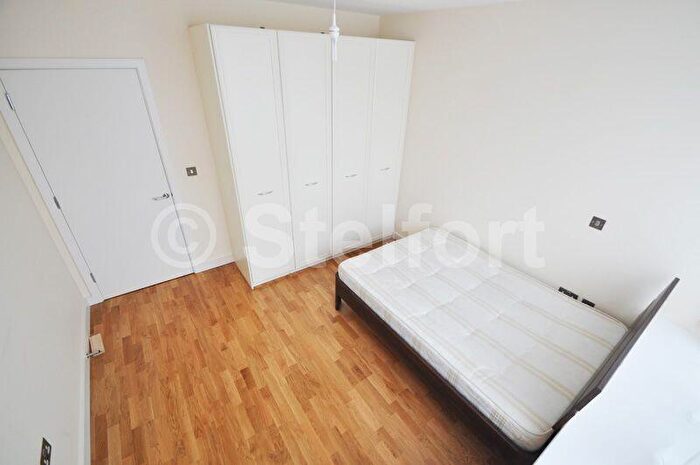 2 Bedroom Flat To Rent In Axminster Road, London, N7
