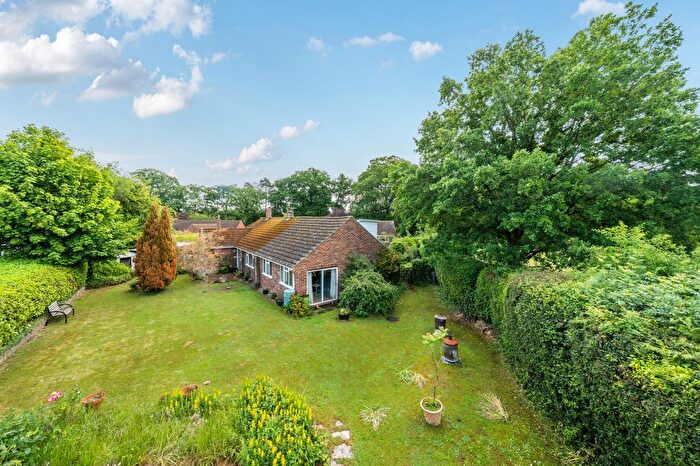 4 Bedroom Detached Bungalow For Sale In Well Street, Newbury, RG20