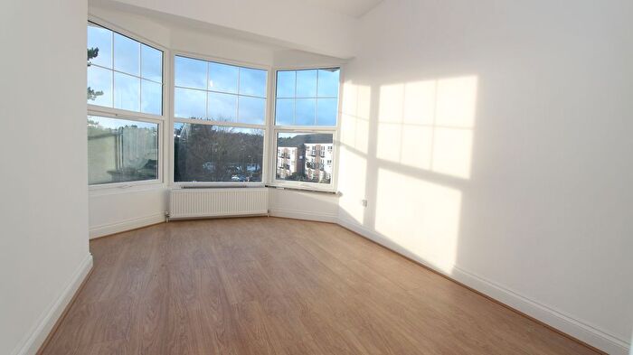 4 Bedroom Property To Rent In Holden Road, London, N12