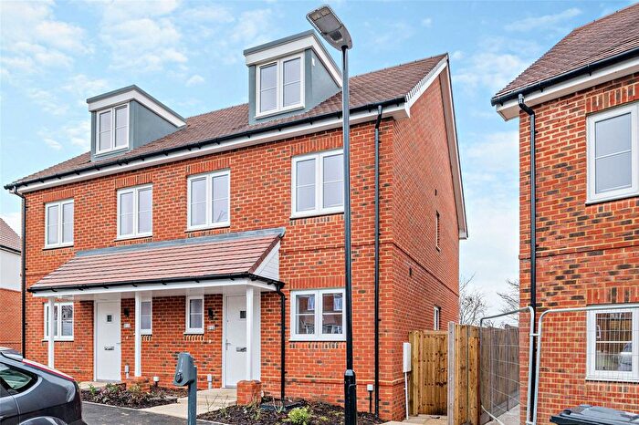 4 Bedroom Semi-Detached House To Rent In Glenister Way, St. Leonards-On-Sea, East Sussex, TN37