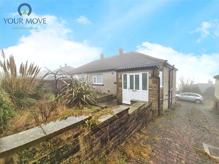 2 Bedroom Semi Detached House To Rent In Shann Avenue, Keighley, West Yorkshire, BD21