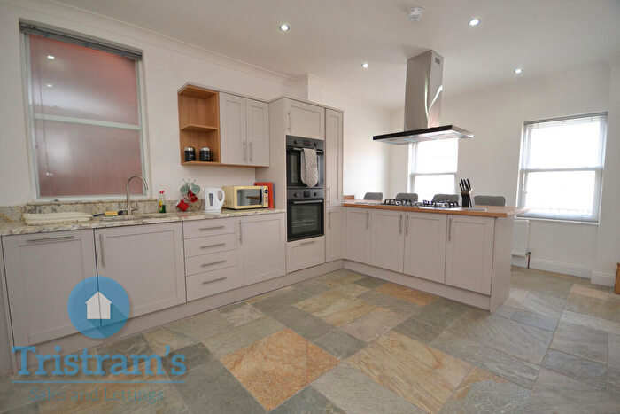 5 Bedroom Detached House To Rent In Rectory Road, West Bridgford, NG2