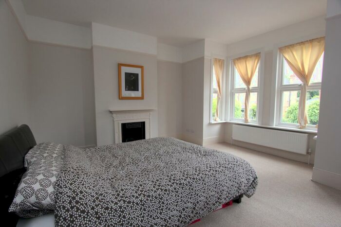 1 Bedroom Flat To Rent In Southey Street, Penge, SE20