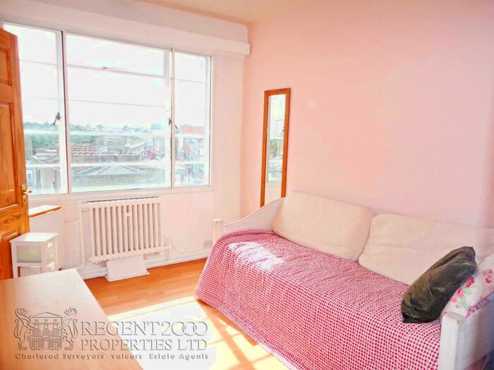 2 Bedroom Flat To Rent In Highstone Mansions, Camden Road, London, Greater London, NW1