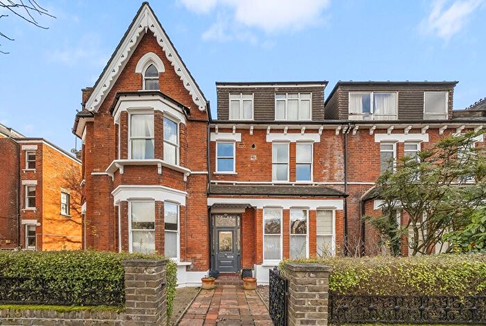 1 Bedroom Flat For Sale In Stapleton Hall Road, London, N4