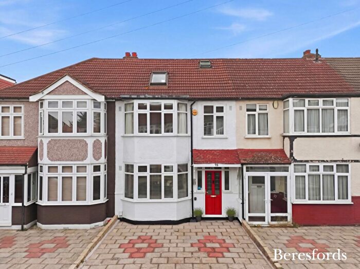 3 Bedroom Terraced House For Sale In Amery Gardens, Gidea Park, RM2