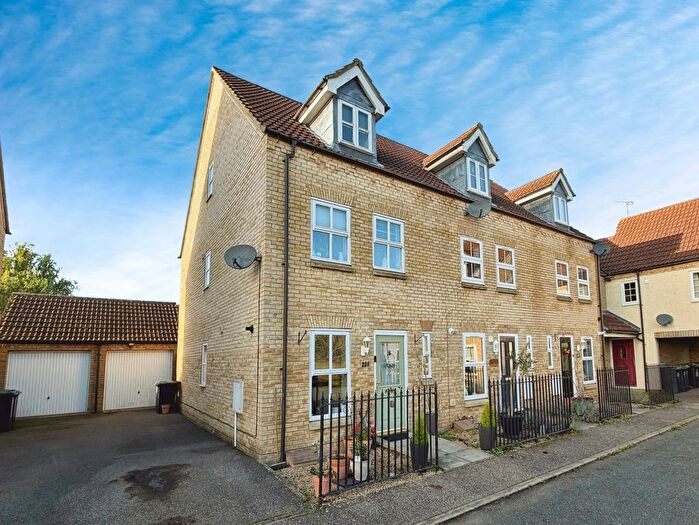 2 Bedroom Property To Rent In Columbine Road, Ely, CB6