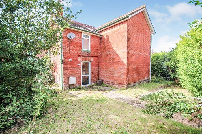 4 Bedroom Detached House To Rent In Latimer Road, Winton, BH9