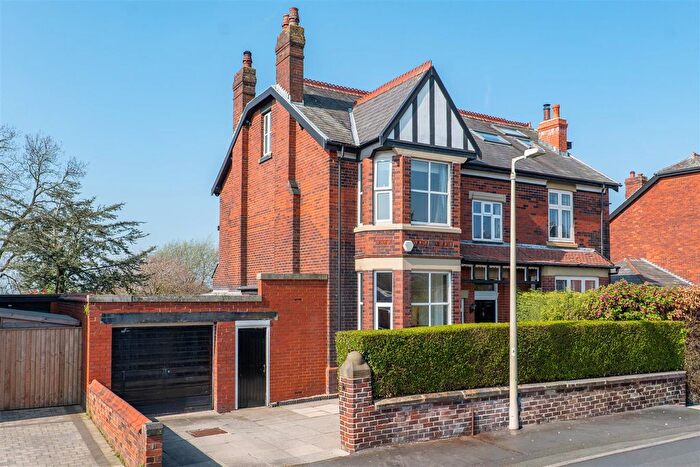 5 Bedroom Semi Detached House For Sale In Windsor Road, Chorley, PR7