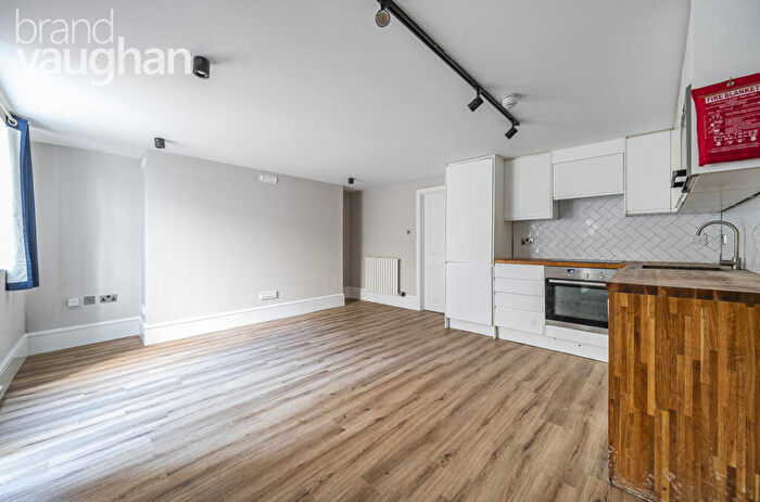 2 Bedroom Flat To Rent In Sillwood Place, Brighton, East Sussex, BN1
