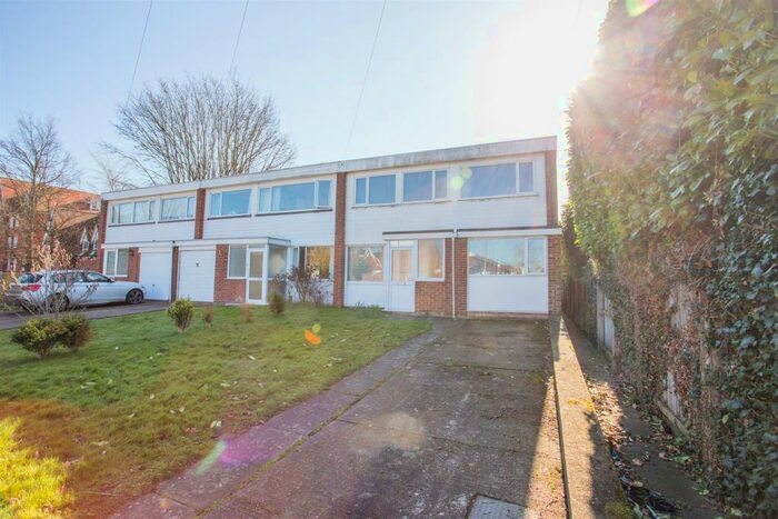 3 Bedroom House To Rent In Cowdrey Place, Canterbury, CT1