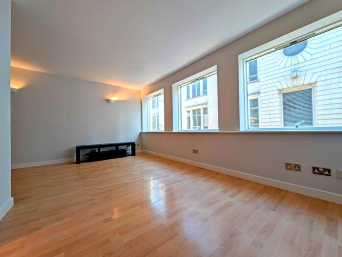 1 Bedroom Flat For Sale In Park Row, Leeds, LS1