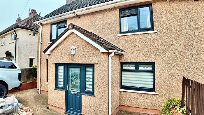 3 Bedroom Semi-detached House For Sale In Upland Road, Pontllanfraith, NP12