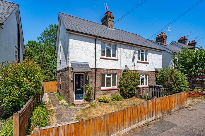 3 Bedroom Semi-detached House For Sale In Western Road, Wadhurst, East Sussex, TN5