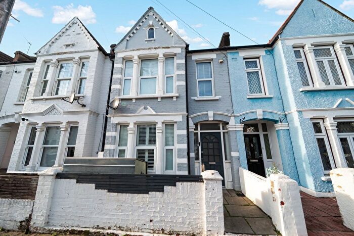 1 Bedroom Flat For Sale In Heaton Road, Mitcham, CR4