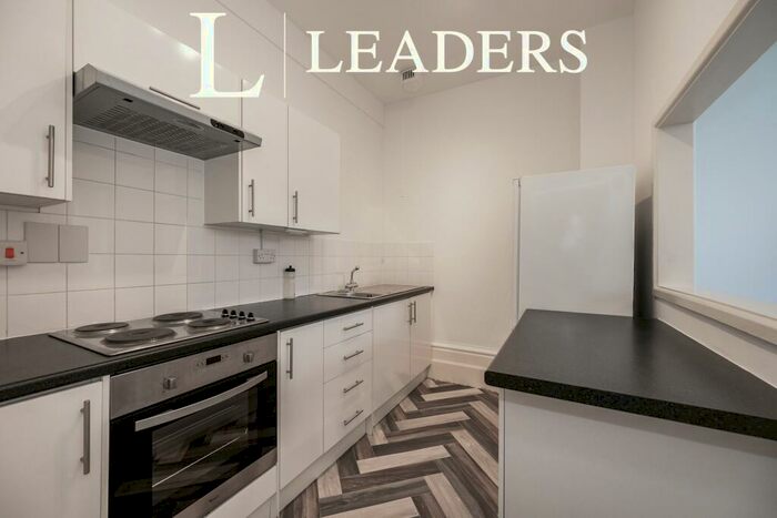 2 Bedroom Apartment To Rent In Western Parade, Southsea, PO5